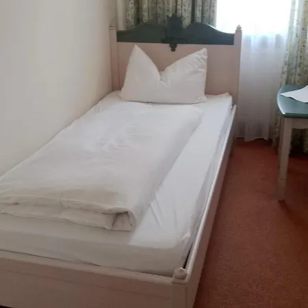 Hotel Hotel & Gasthof Resengoerg 3*
