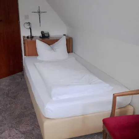 Hotel & Gasthof Resengoerg 3* Ebermannstadt
