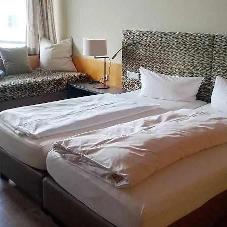 Hotel & Resengoerg Ebermannstadt