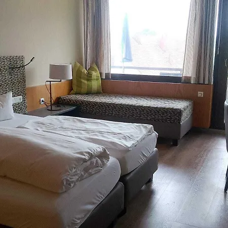 Hotel & Resengoerg 3*